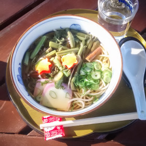 japán ramen leves